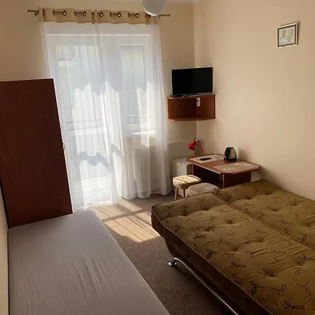 Delfin Goscinne בית אירוח Gąski