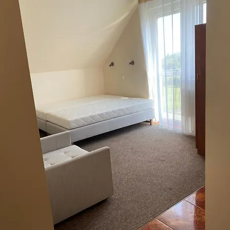 בית אירוח Delfin Goscinne Gąski