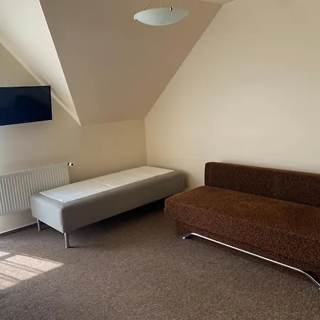 Delfin Goscinne בית אירוח Gąski