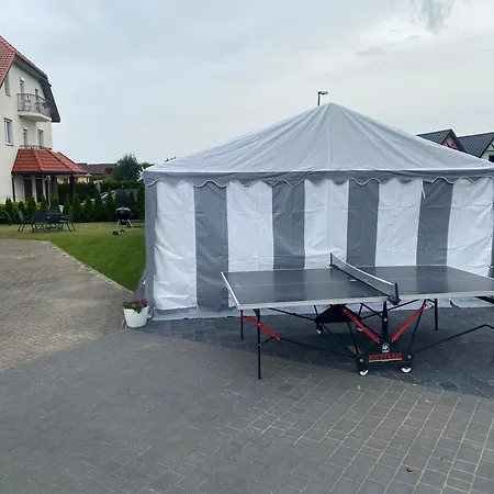 Delfin Goscinne Habitación en casa particular Gąski