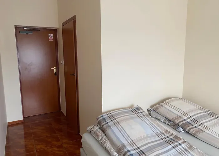 Delfin Goscinne Habitación en casa particular *