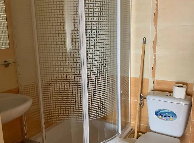 Delfin Goscinne Habitación en casa particular Gąski